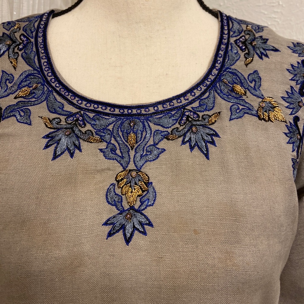 pakistani indian Shirt Have Beautiful Embroidery